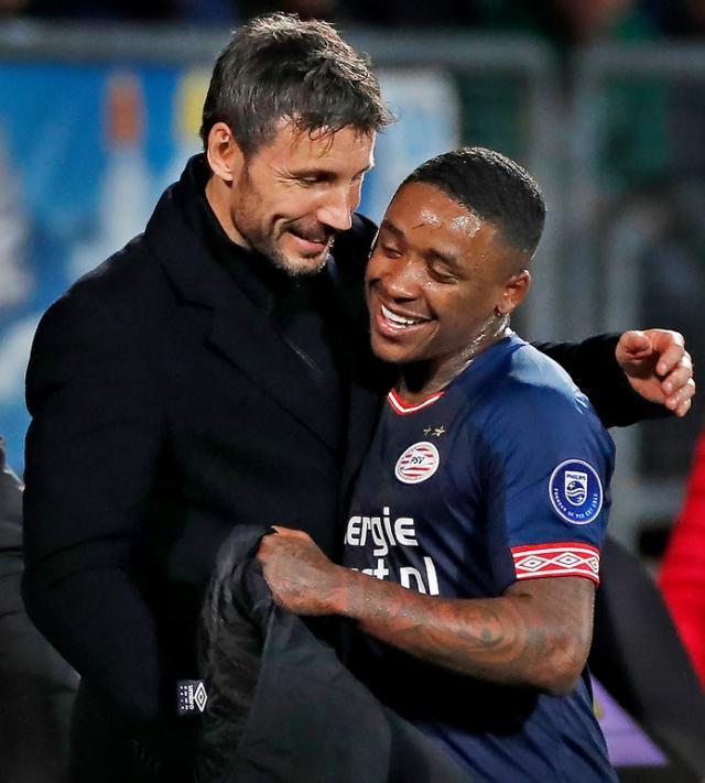 两队都展示 两队都展示